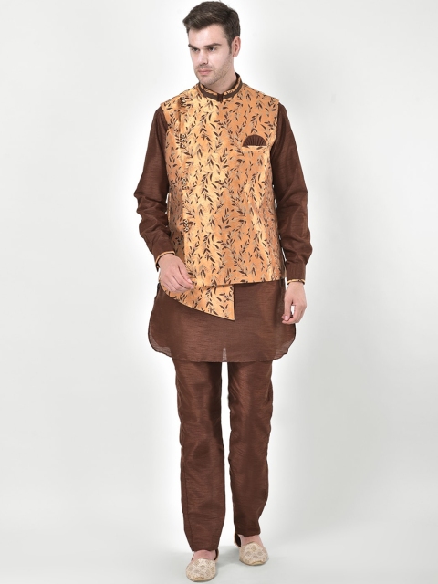 

SG RAJASAHAB Men Brown Printed Raw Silk Kurta Set with Jacket