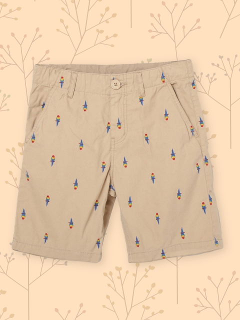 

max Boys Beige Conversational Printed Mid-Rise Regular Shorts