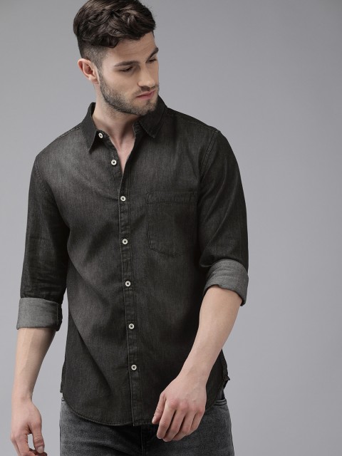 

Roadster Men Charcoal Solid Regular Fit Pure Cotton Casual Denim Shirt