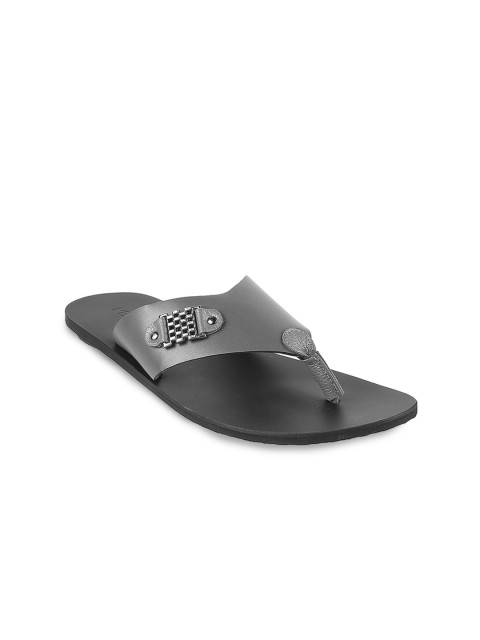 

Metro Men Grey & Black Leather Comfort Sandals