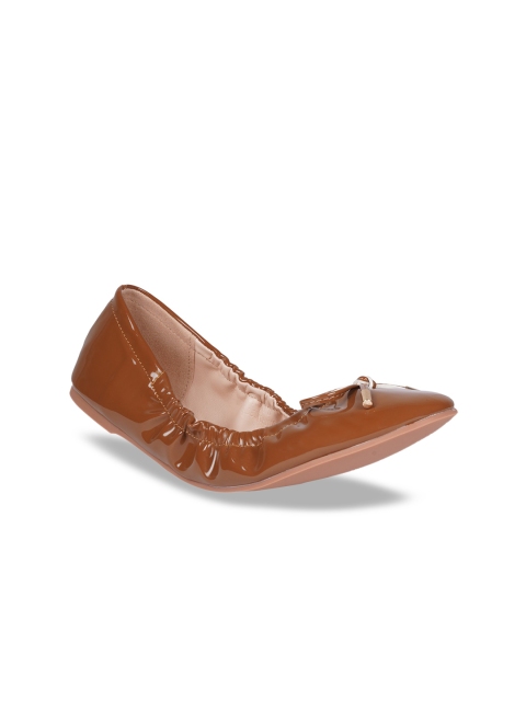 

HEATWAVE Women Brown Ballerinas with Laser Cuts Flats