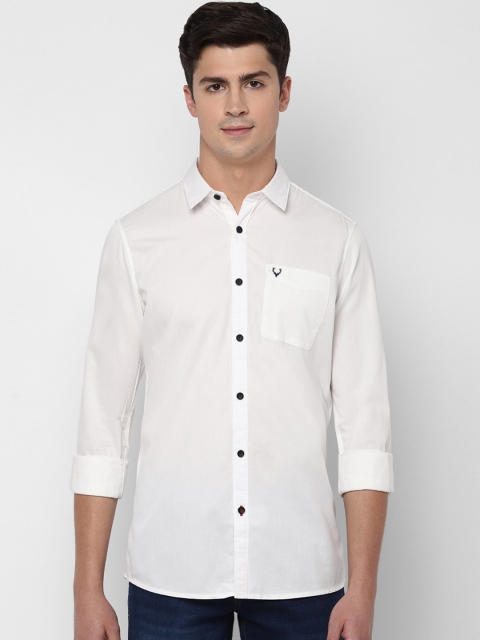 

Solly Jeans Co Men White Pure Cotton Casual Shirt