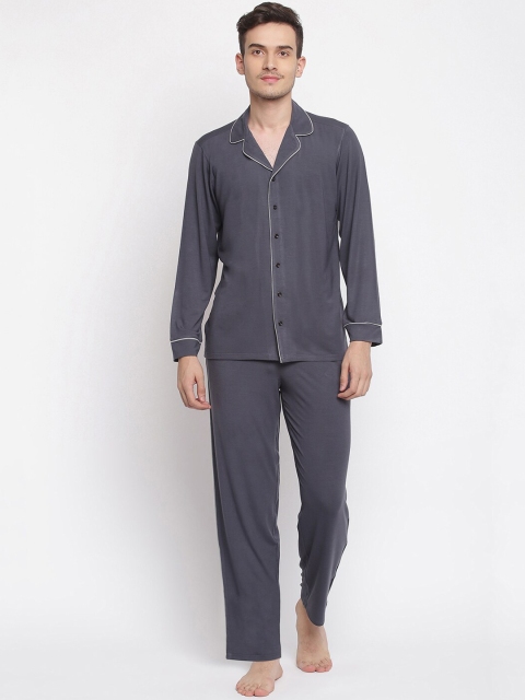 

La Intimo Men Charcoal Grey Knitted Nightsuit Set