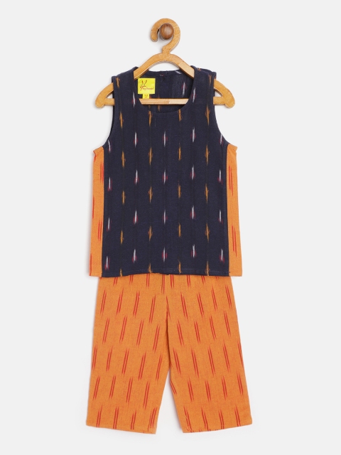 

Tiny Bunnies Kids Navy Blue & Orange Ikat Pattern Cotton Short Kurta with Trousers