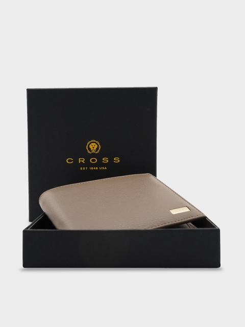 

Cross Men Taupe Solid Insignia Coin Wallet