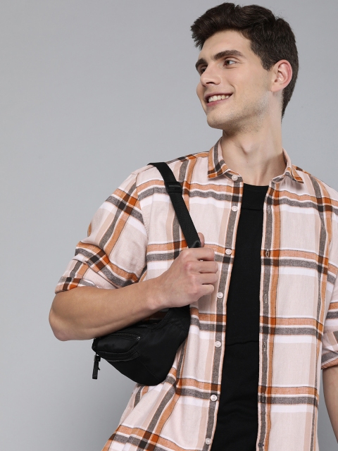 

Mast & Harbour Men Beige Opaque Checked Casual Shirt