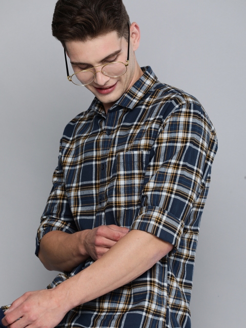 

Mast & Harbour Men Blue & White Checked Casual Shirt