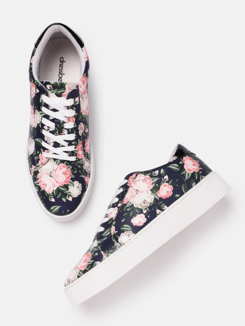 

DressBerry Women Pink & Olive Green Floral Print Flatform Sneakers