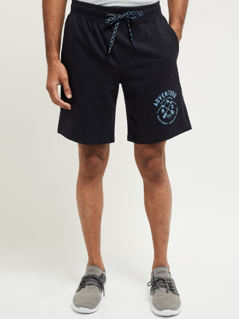 

max Men Blue Mid-Rise Regular Shorts