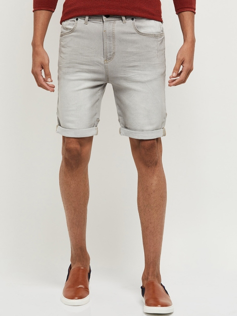 

max Men Grey Mid-Rise Denim Shorts