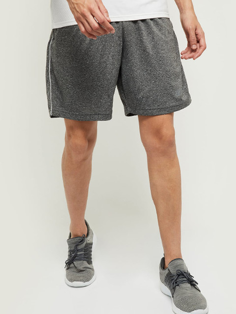 

max Men Grey Melange Mid-Rise Regular Shorts