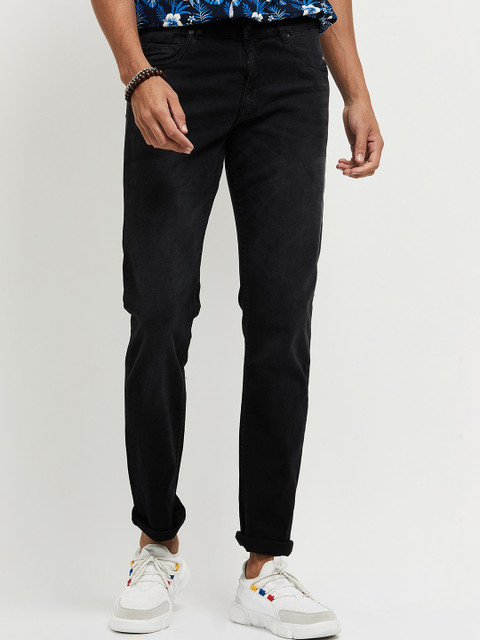 

max Men Black Regular Fit Mid-Rise Solid Jeans
