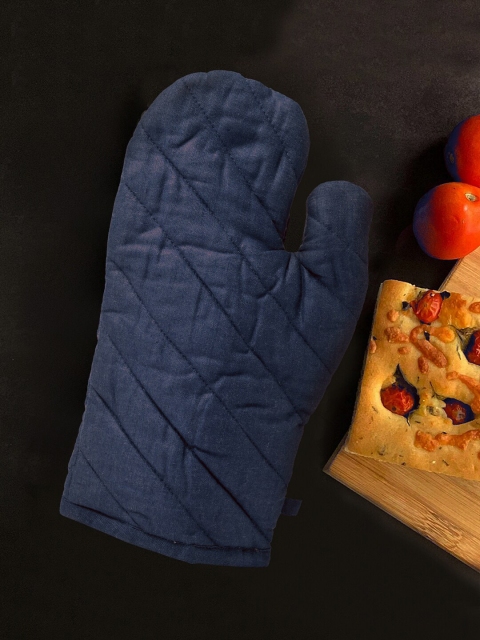 

KLOTTHE Unisex Set Of 2 Blue Solid Oven Gloves