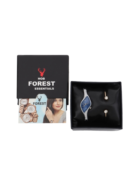 

Hobforestessentials Women Silver-Toned Watch & Jewellery Gift Set