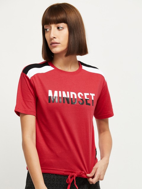 

max Women Red Printed T-shirt