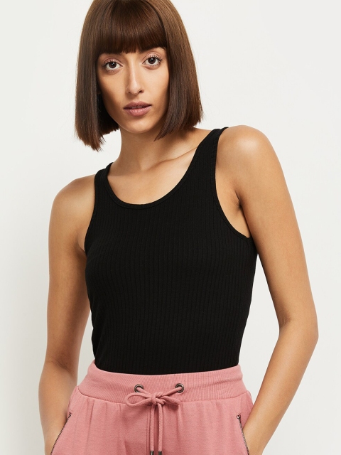 

max Women Black T-shirt
