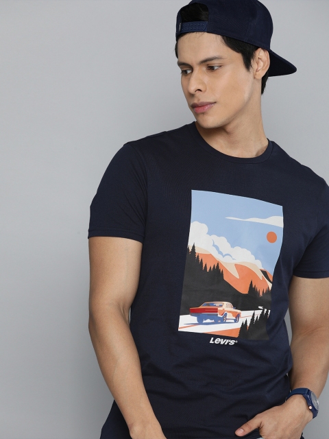 

Levis Men Blue Pure Cotton Printed T-shirt