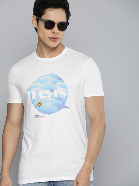 

Levis Men White Brand Logo Printed Pure Cotton T-shirt