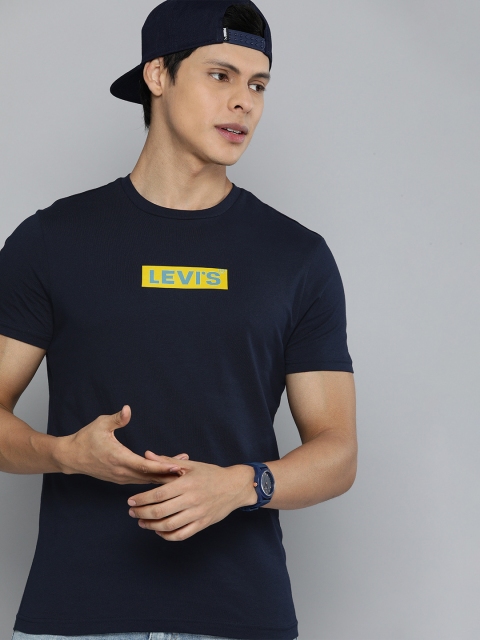 

Levis Men Blue Brand Logo Printed Pure Cotton T-shirt