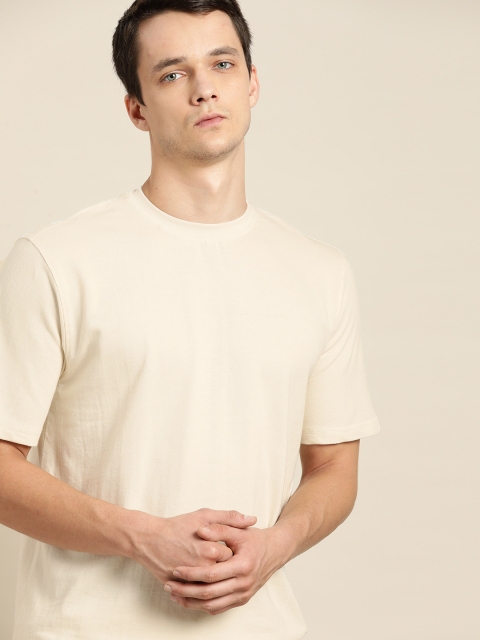 

ether Kora Collection Men Cream-Coloured Sustainable Unbleached Fabric Solid T-shirt
