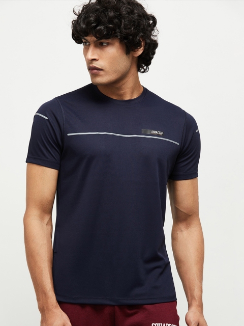 

max Men Blue T-shirt