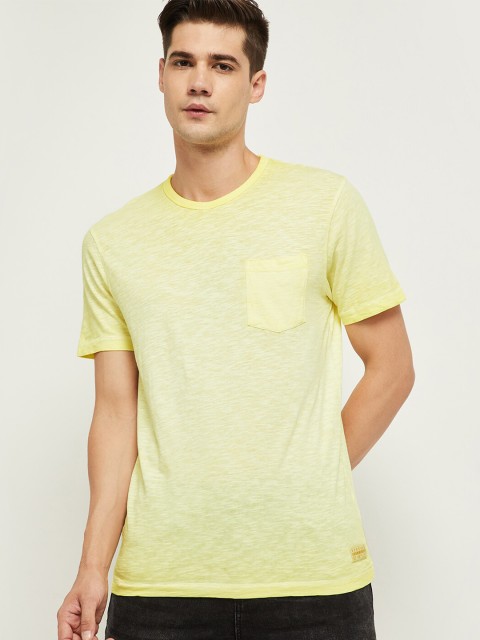 

max Men Yellow Pure Cotton Self Designed Pure Cotton T-shirt