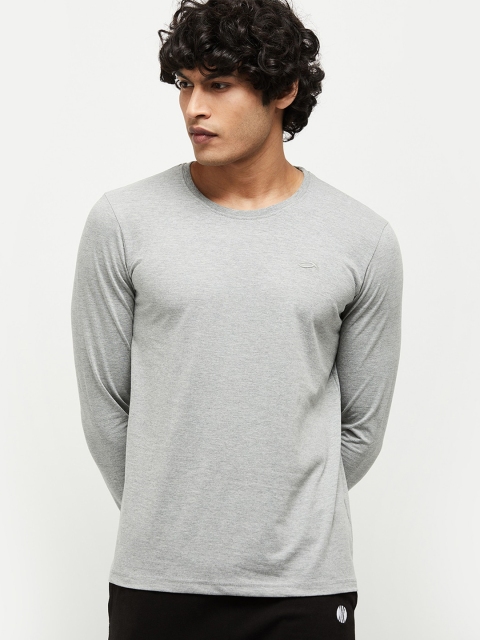 

max Men Grey Melange T-shirt