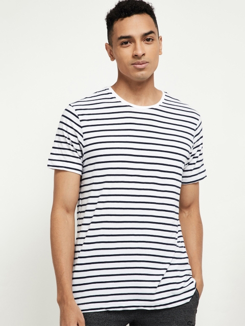 

max Men White & Black Striped Monochrome T-shirt