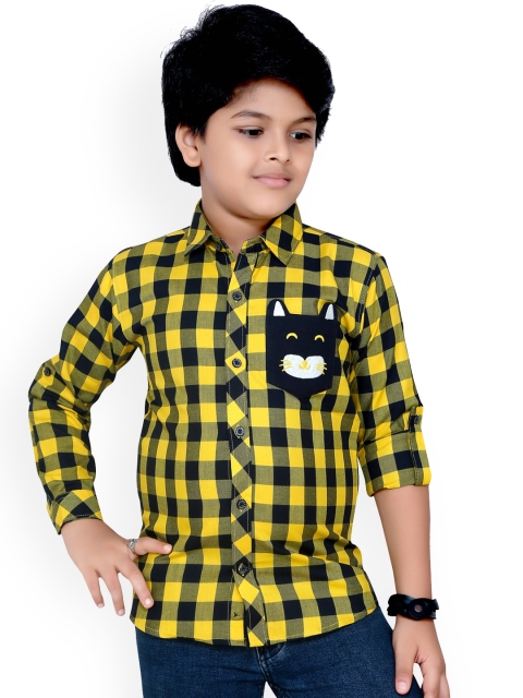 

RIKIDOOS Boys Yellow & Black Buffalo Checked Casual Shirt