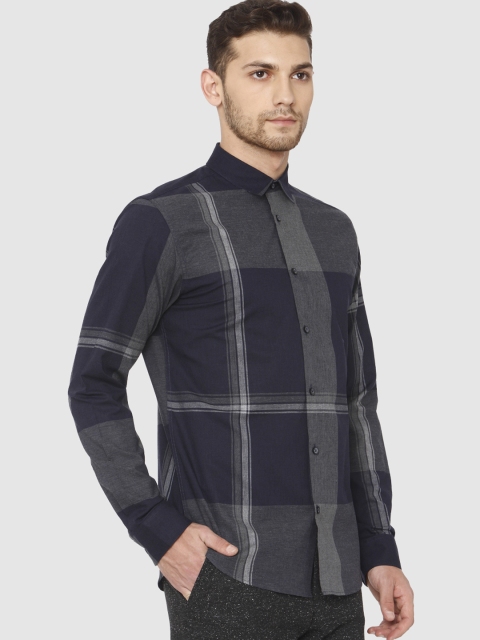 

SELECTED Men Navy Blue & Grey Checked Casual Shirt