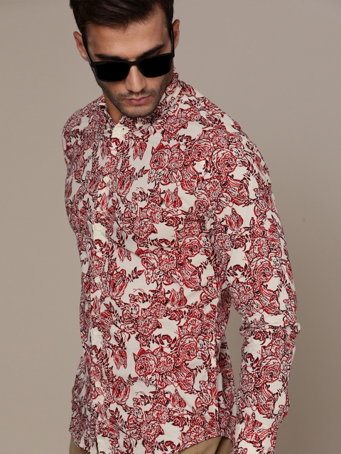 

SELECTED Men White Floral Printed Slim Fit Casual Shirt