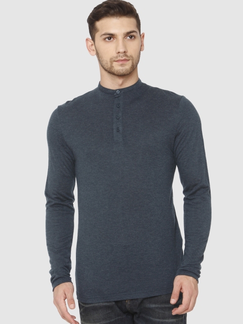 

SELECTED Men Navy Blue Solid Slim Fit T-shirt