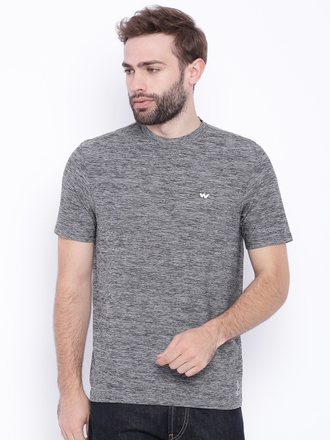 

Wildcraft Men Grey Melange Solid Round Neck Mel Crew T-shirt