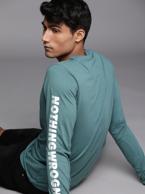 

WROGN Men Teal Blue Slim Fit T-shirt with with Logo Print