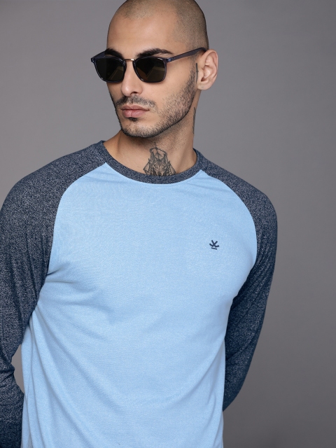 

WROGN Men Blue & Grey Colourblocked T-shirt