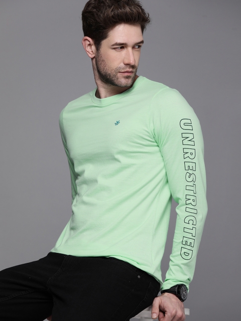 

WROGN Men Sea Green Slim Fit T-shirt With Printed Detailing