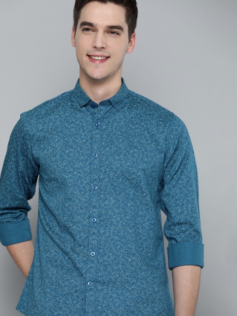 

Mast & Harbour Men Teal Blue Floral Printed Pure Cotton Casual Shirt