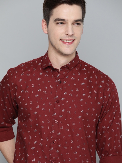 

Mast & Harbour Men Maroon & Grey Floral Printed Casual Shirt