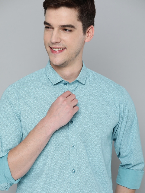 

Mast & Harbour Men Blue Pure Cotton Printed Casual Shirt