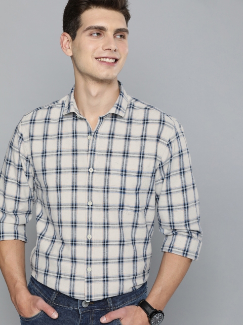

Mast & Harbour Men Off-White & Grey Checked Slim Fit Casual Shirt