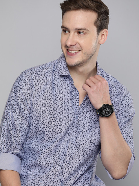 

Mast & Harbour Men Lavender & Navy Blue Slim Fit Opaque Printed Casual Shirt