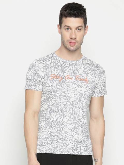 

V2 Value & Variety Men White Geometric Printed Cotton T-shirt