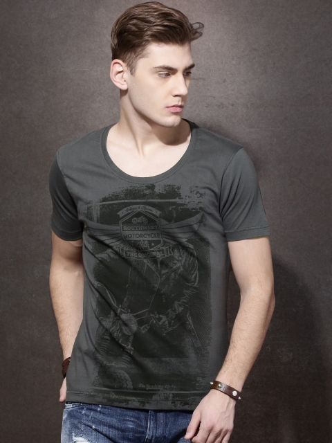 

Roadster Men Charcoal Grey Printed Round Neck T-shirt