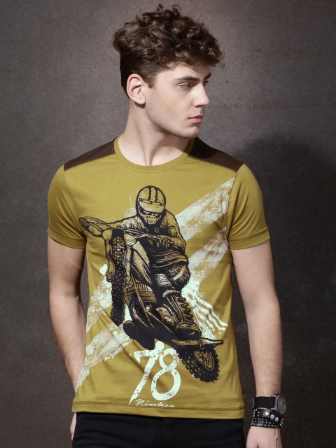 

Roadster Men Khaki Printed Round Neck T-shirt