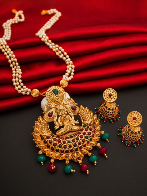 

aadita Gold-Plated White & Red Pearl Beaded & Stone-Studded Temple Jewellery Set