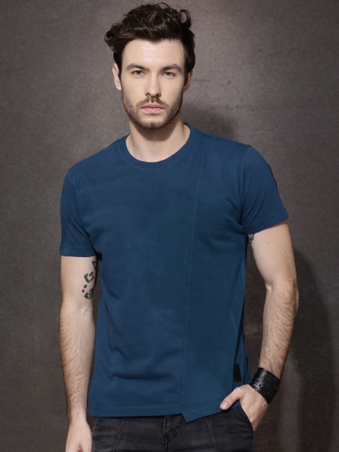 

RDSTR Men Blue Solid Round Neck T-shirt