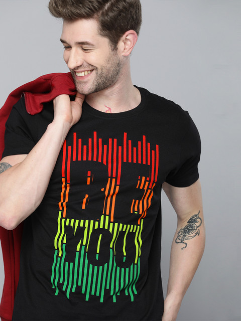 

HERENOW Men Black Typography Printed Pure Cotton T-shirt