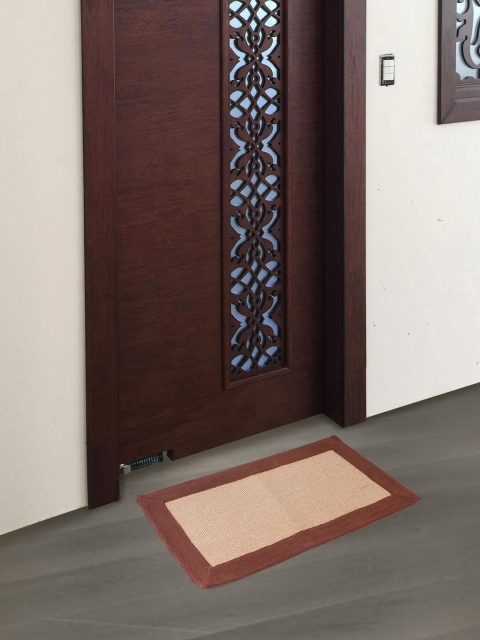 

SCENTRA HOME Brown & Beige Solid Anti-Skid Door Mat