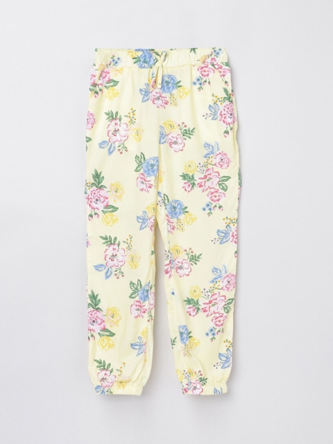 

max Girls Yellow Printed Jogger Pants