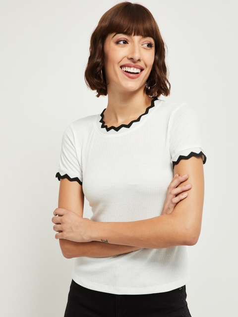 

max Women Cream-Coloured Solid T-shirt